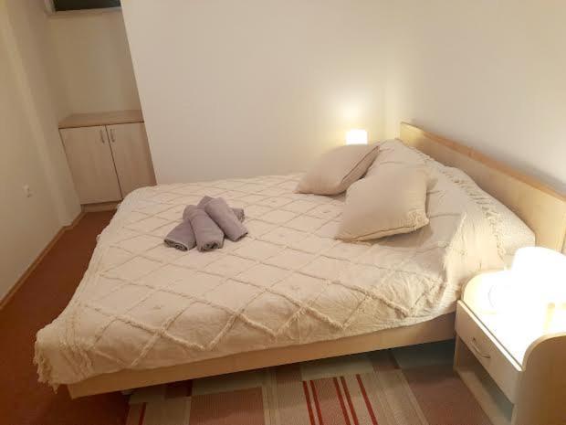 Apartmani Delas Pjescana Uvala Exteriér fotografie