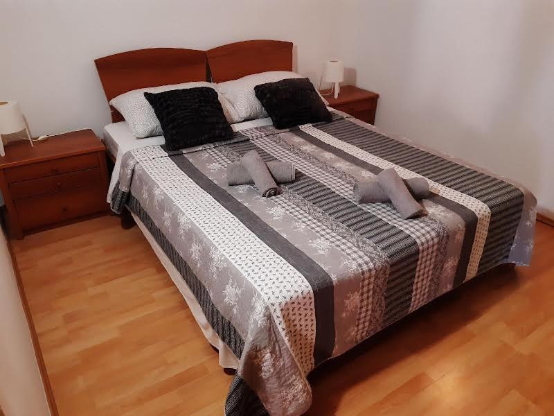 Apartmani Delas Pjescana Uvala Exteriér fotografie